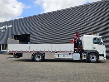 Volvo FM 330 4x2 / EFFER 12.5 t/m CRANE / KRAN